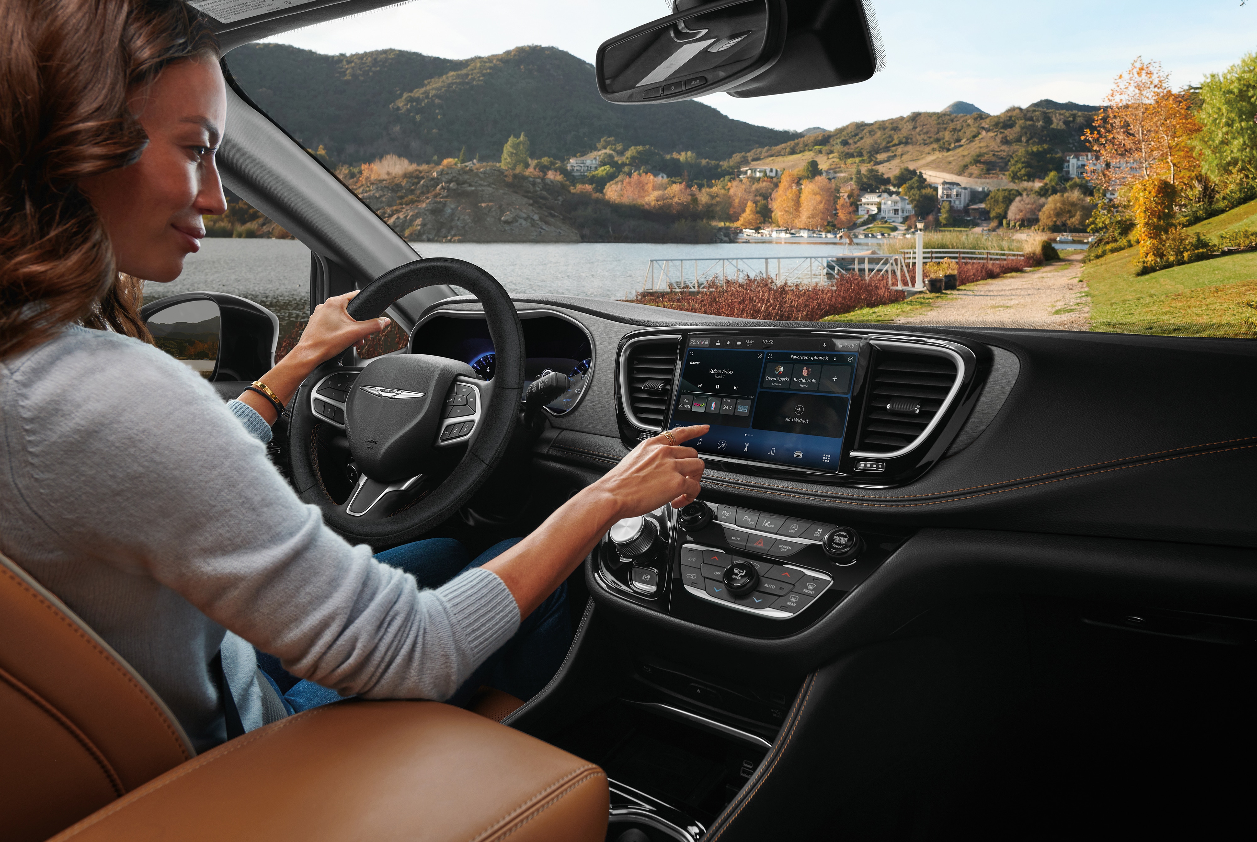Chrysler-Lifestyle-04.jpg